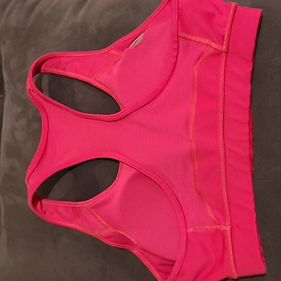 Adidas Small Techfit medium compression Sports Bra - Picture 2 of 3